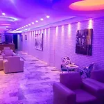 Vella 酒店